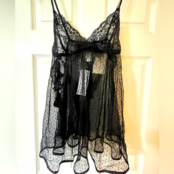 3-piece black lace lingerie set. New with tags! - Picture 1 of 5